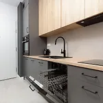 Praga Targowa By Renters