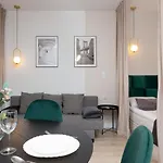 Praga Targowa By Renters